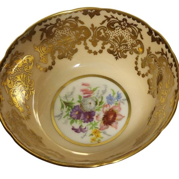 Vintage Paragon‎ Gold Floral Bouquet Filigree Teacup Cup & Saucer England - Picture 9 of 12
